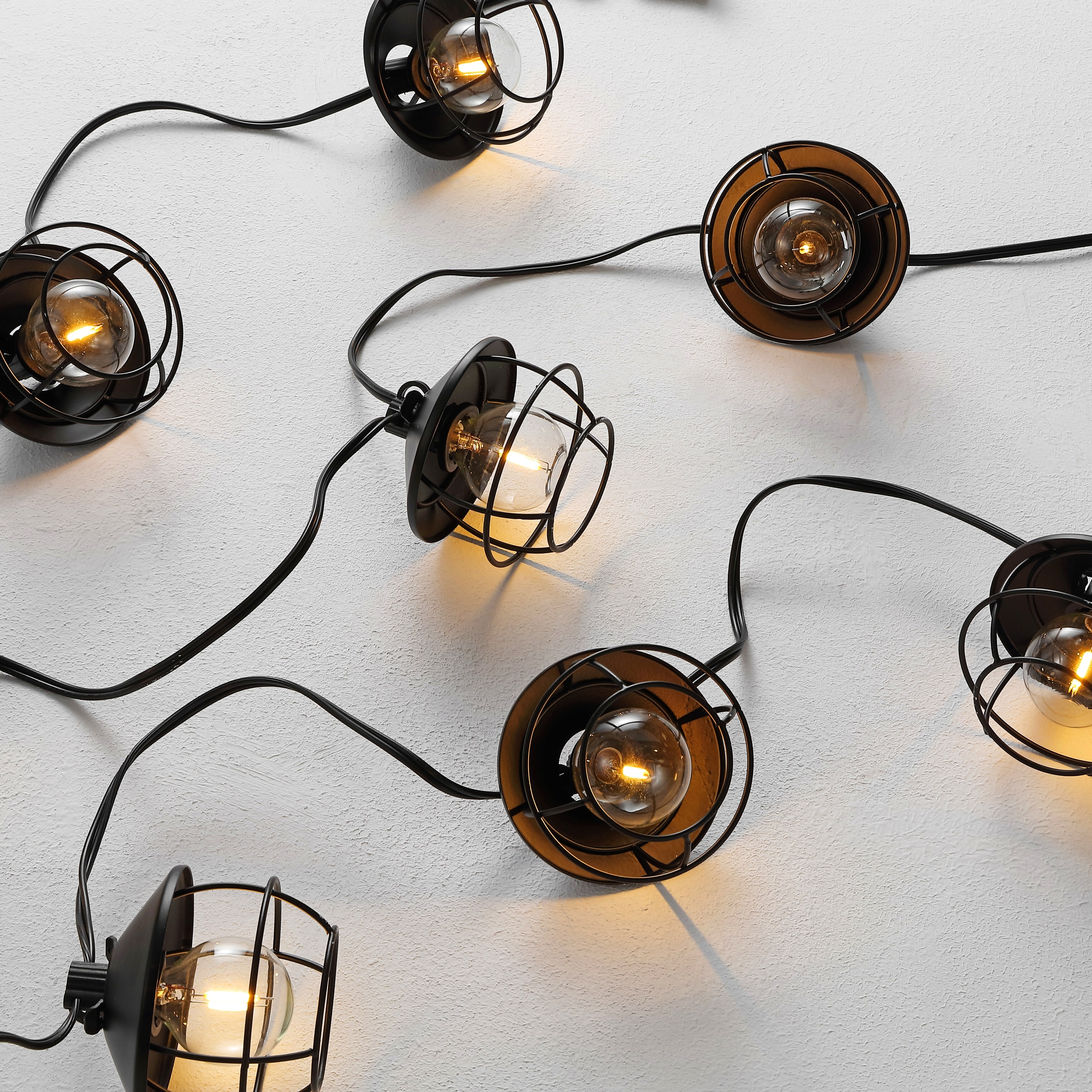 SAFAVIEH Lighting Agitha 10 FT Led Outdoor String Lights - Black Shopping - The Best Deals on String Lights | 40112474 - Mycitystee