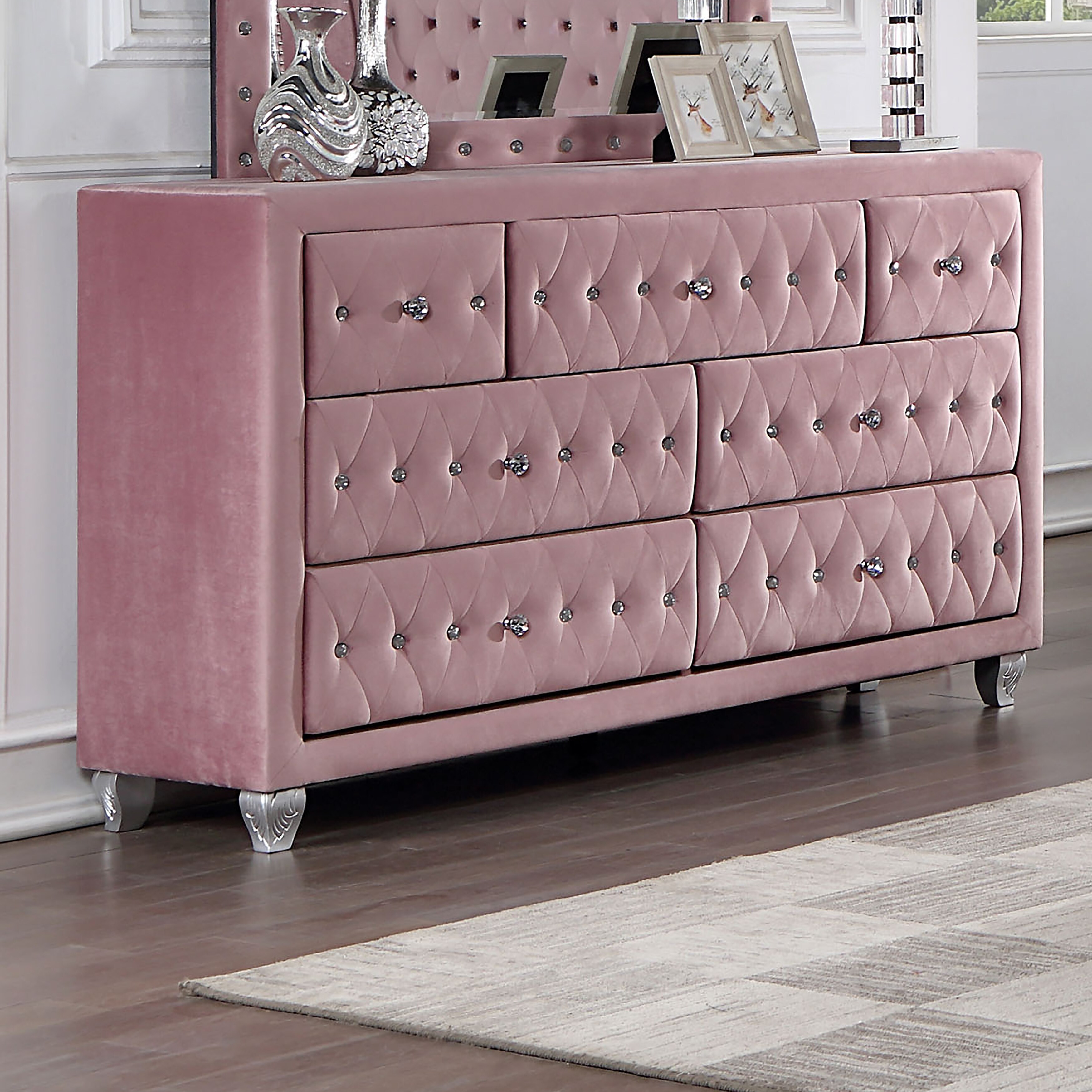 Vyvi Glam Pink Button Tufted 7-drawer Dresser by Furniture of America - - 36553311 - Mycitystee