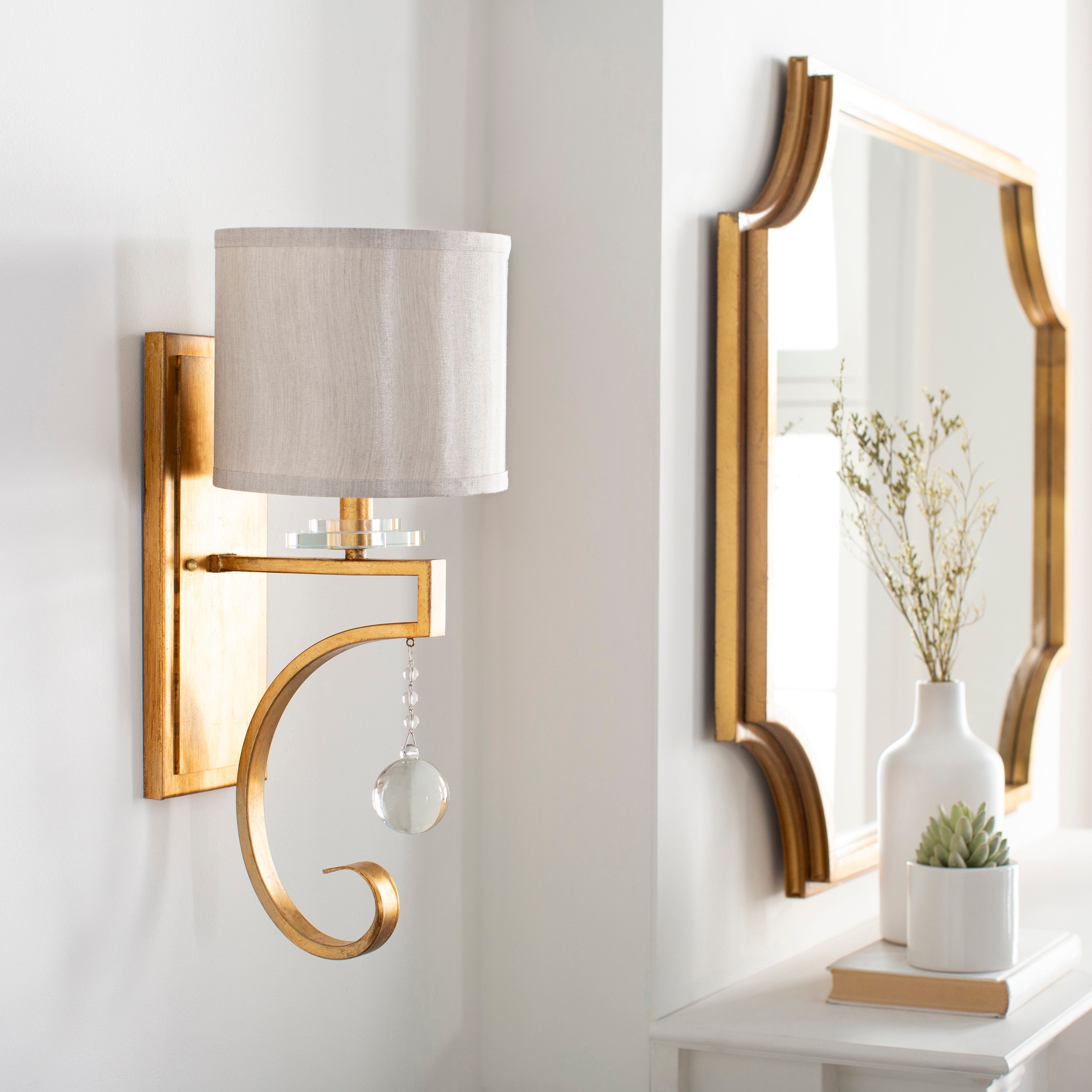Artistic Weavers Mcbee Traditional Crystal 1-Light Wall Sconce - Mycitystee