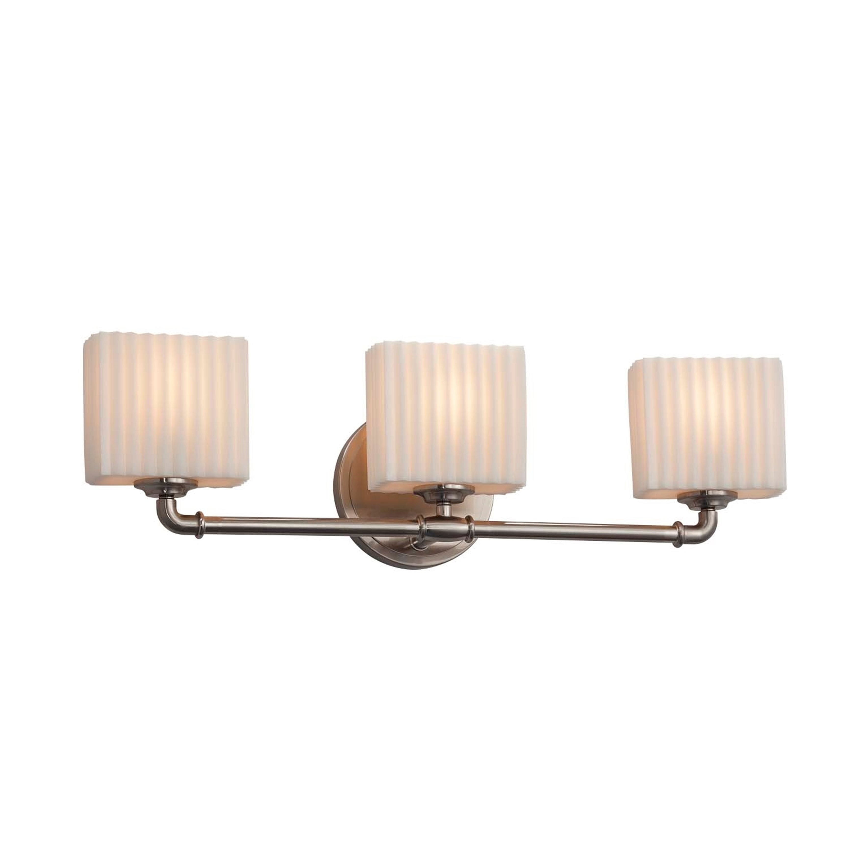 Justice Design Porcelina Bronx 3-light Brushed Nickel Bath Bar， Rectangle Pleats Impressions - Brushed Nickel - Mycitystee