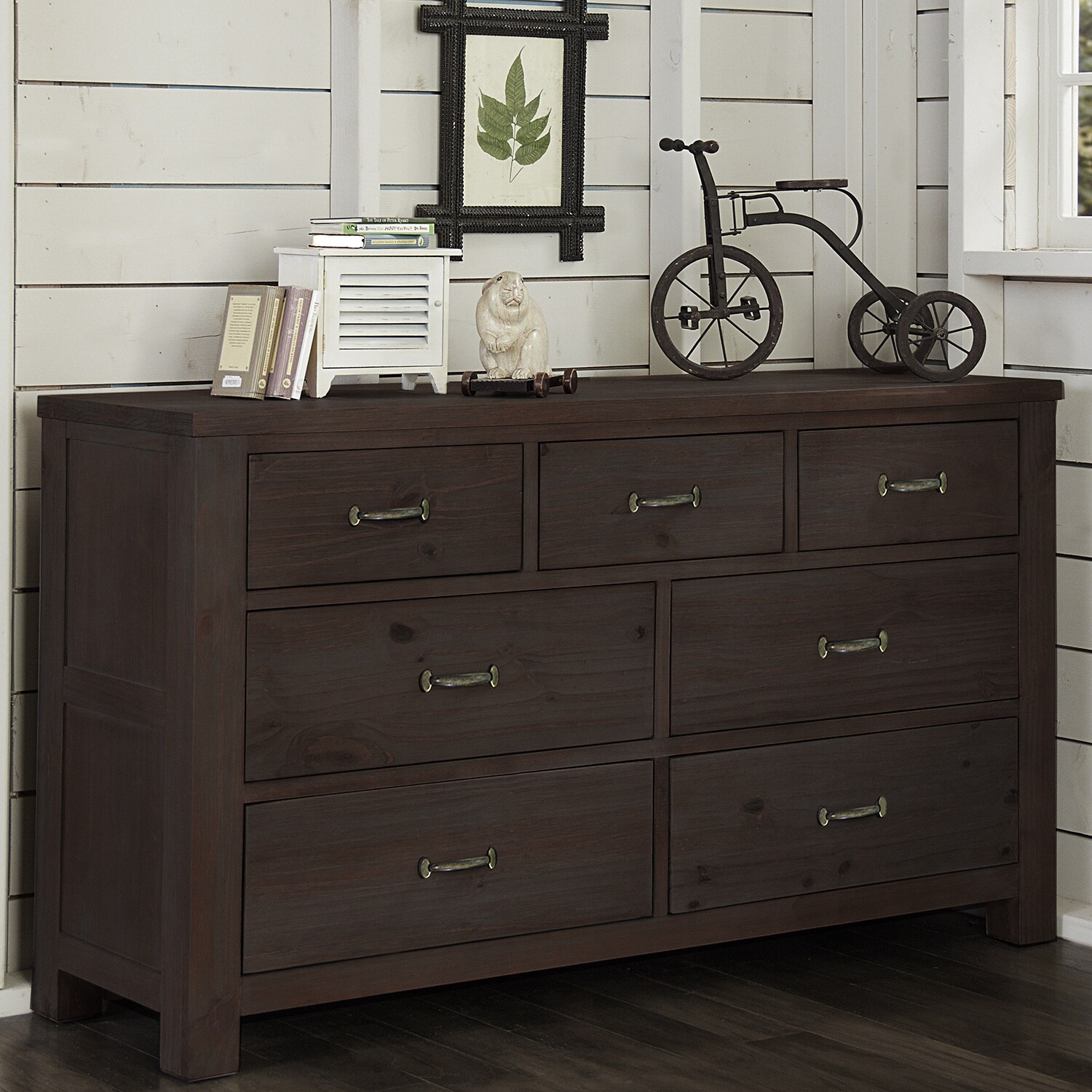 Highlands Collection Espresso 7-drawer Dresser - - 10665367 - Mycitystee