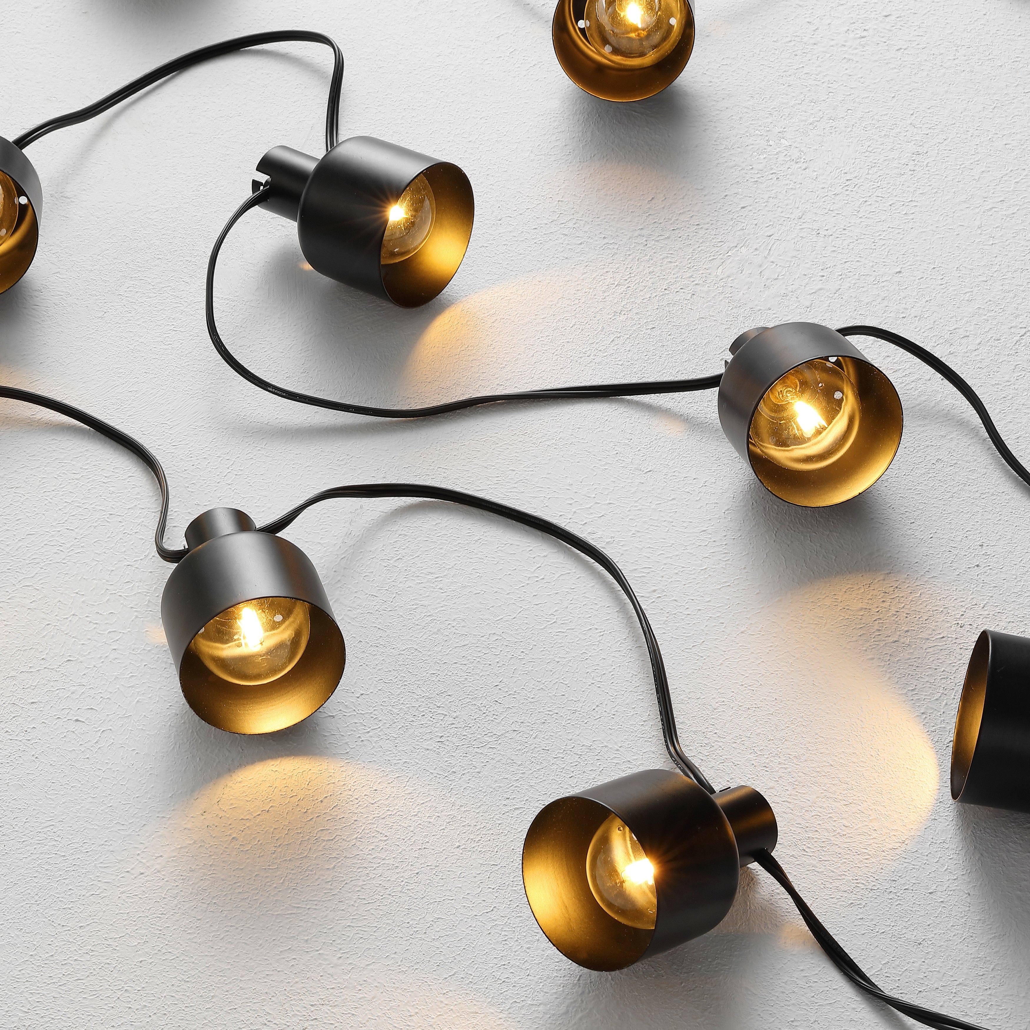 SAFAVIEH Lighting Adaner 10 FT Led Outdoor String Lights - Black Shopping - The Best Deals on String Lights | 40112477 - Mycitystee