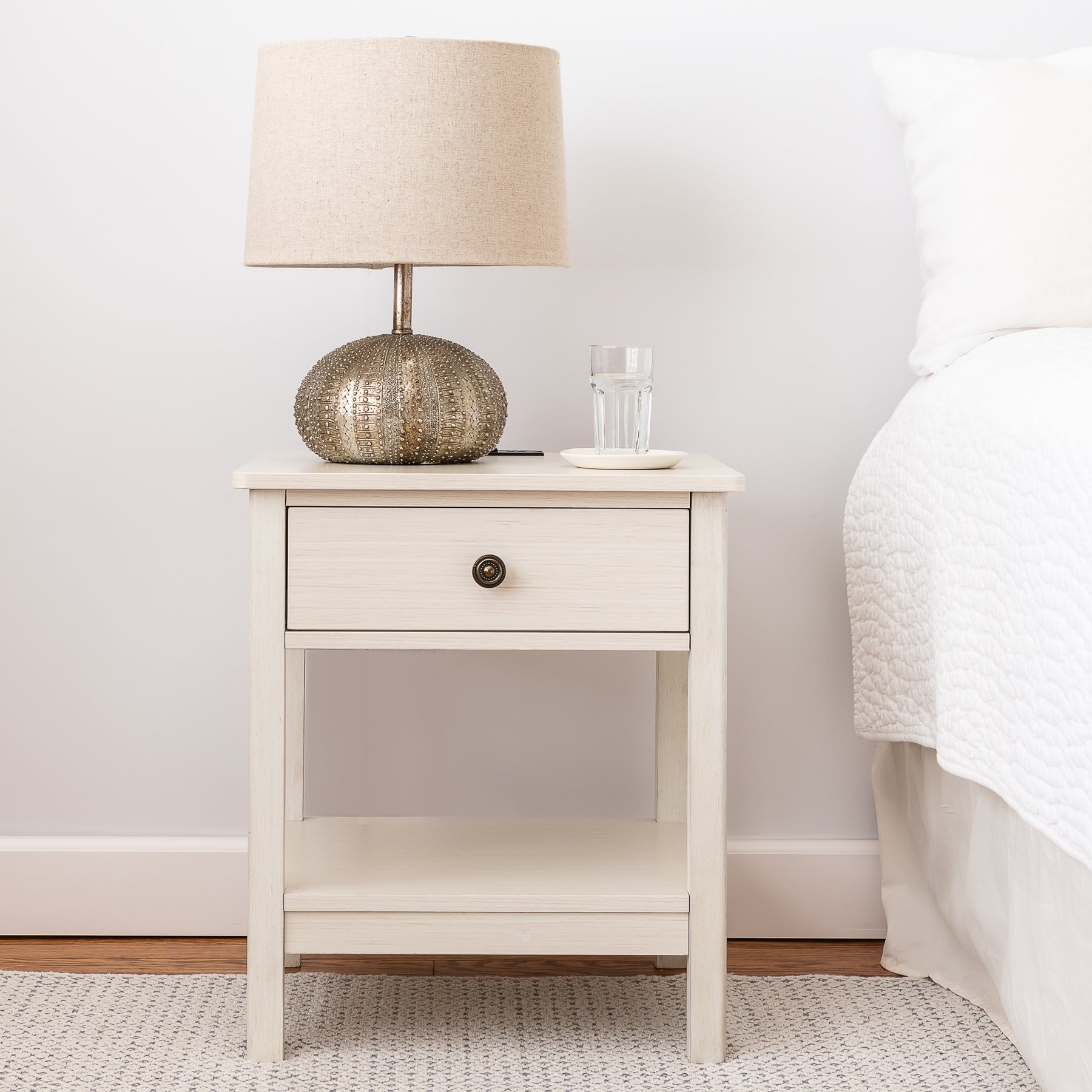 Traditional Rectangular End Table with AC Power and USB Charging Ports， White - Mycitystee