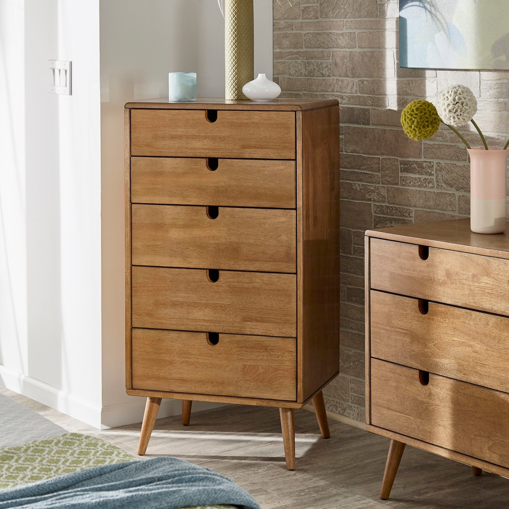 Clark Oak Finish 5-drawer Chest by iNSPIRE Q Modern - - 30526539 - Mycitystee