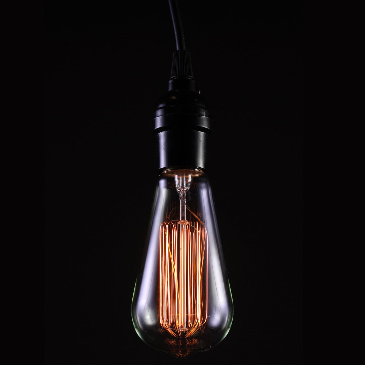 Lila Adjustable Height 1-light Edison Lamp with Bulb - 8.07' x 3.94' x 8.66' - Mycitystee