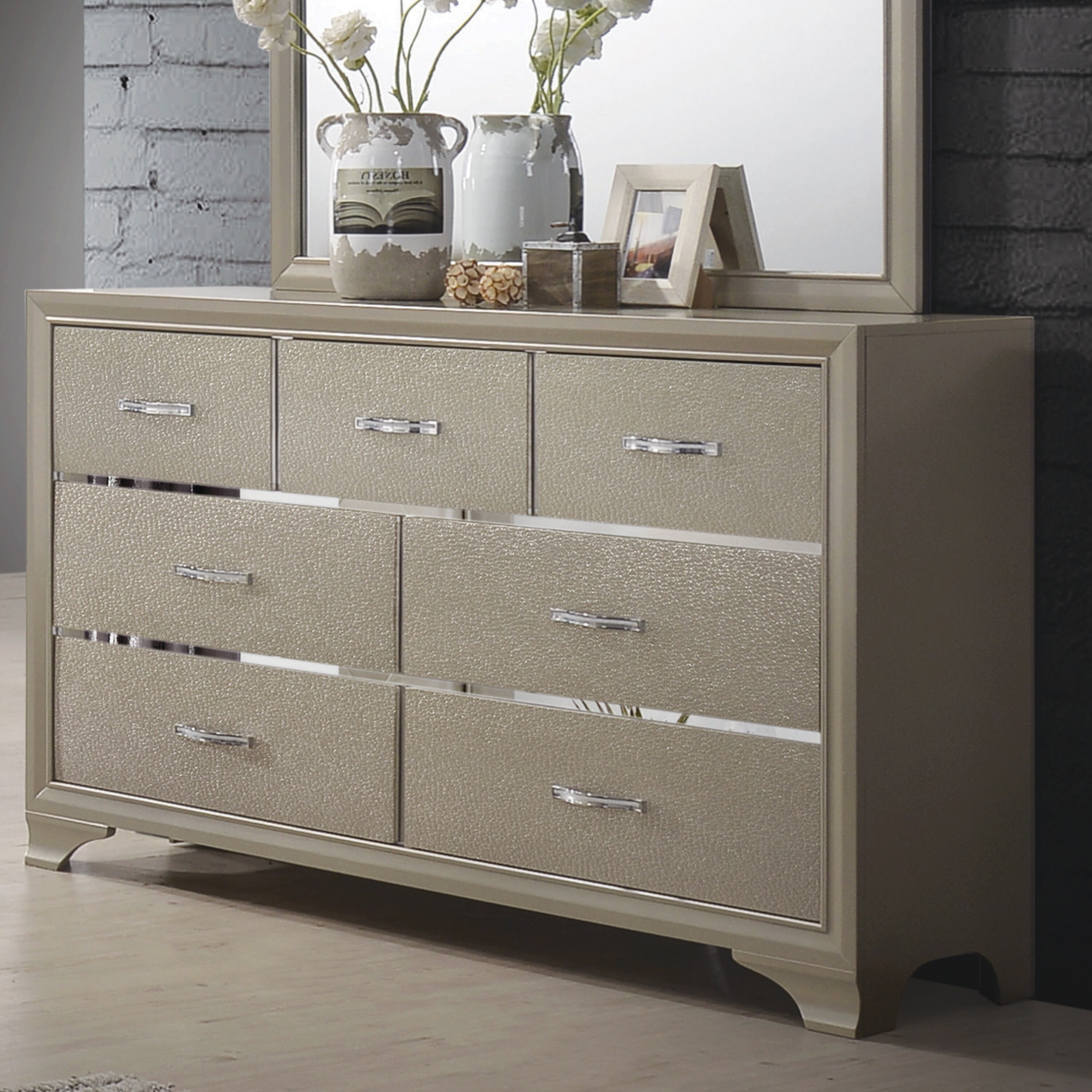 Coaster Furniture Beaumont Champagne 7-drawer Rectangular Dresser - - 23600739 - Mycitystee