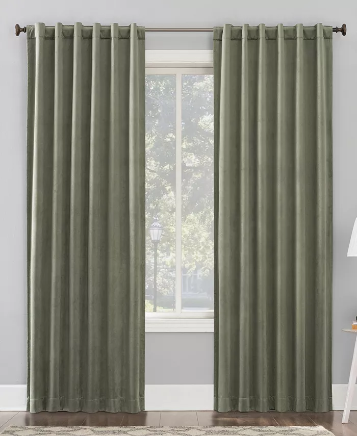 Sun Zero Amherst Velvet Noise Reducing Thermal Extreme Blackout Back Tab Curtain Panel， 96