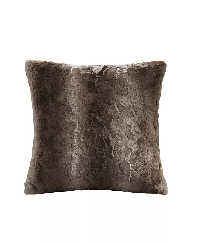 Gracie Mills MP30-1913 Zuri Faux Fur square pillow 20x20