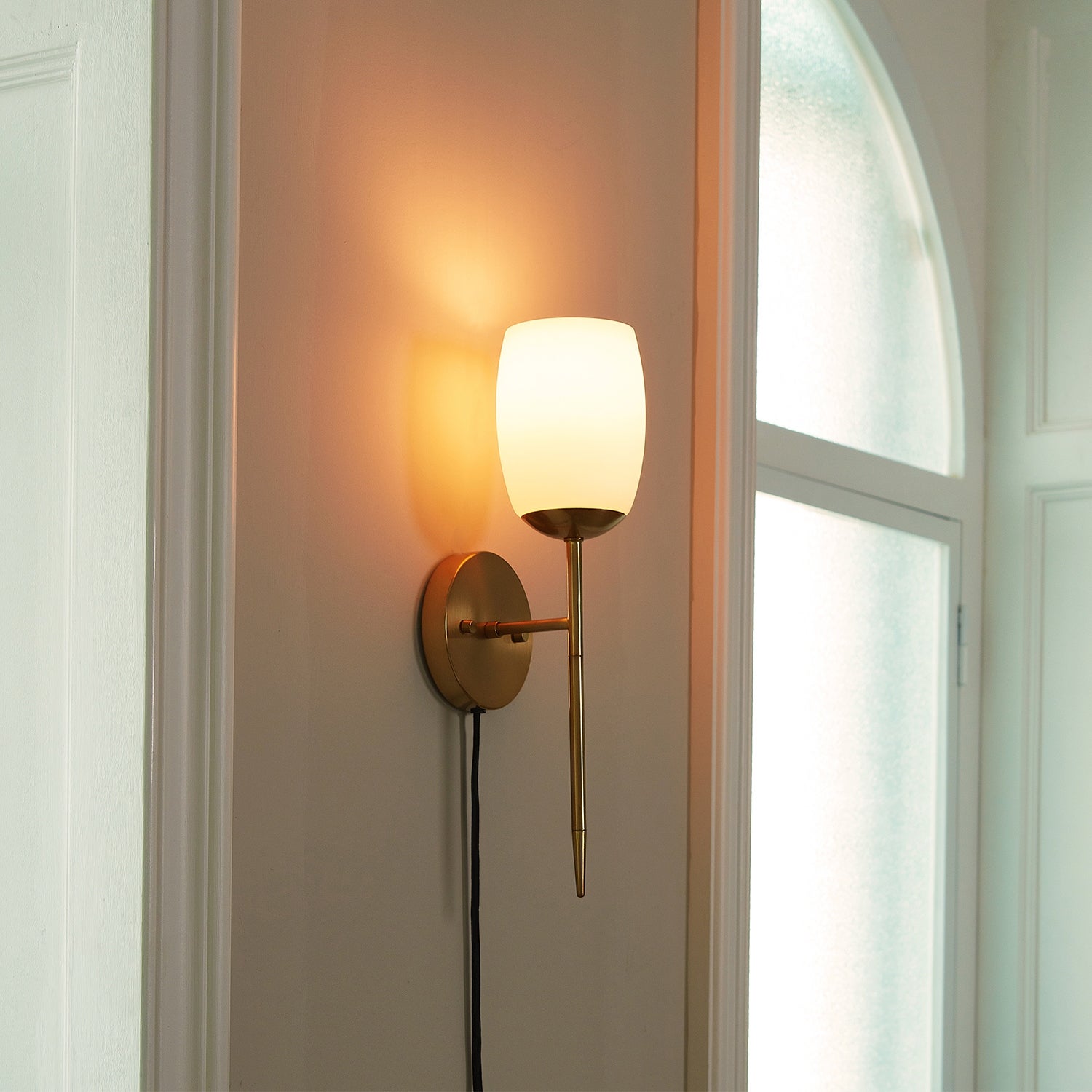 Novogratz x Globe Raoul 1-Light Matte Brass Plug-In or Hardwire Wall Sconce with Opal Glass Shade - Mycitystee