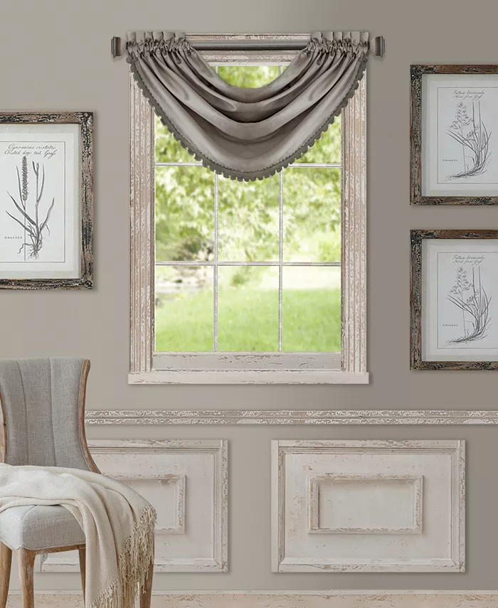 Elrene All Seasons Blackout Waterfall Valance， 52