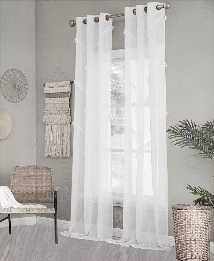 Dainty Home Natural Tassels 76