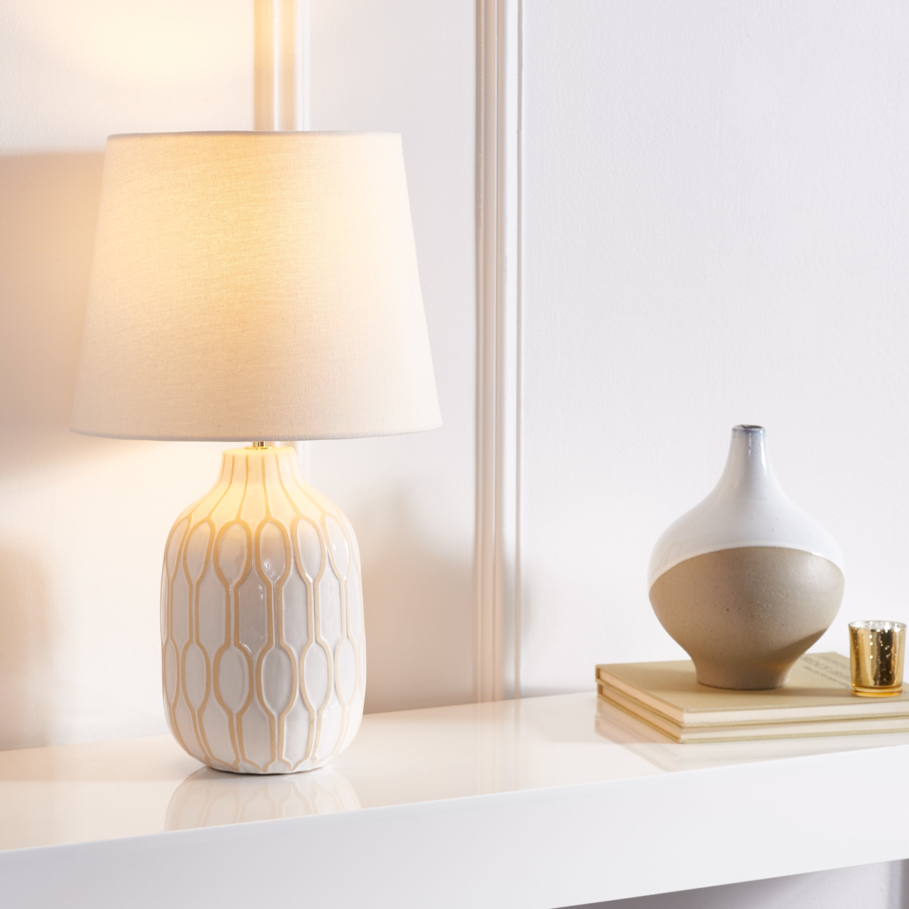SAFAVIEH Lighting Lansing 21-inch Table Lamp - 12 in. W x 12 in. D x 20 in. H - Mycitystee