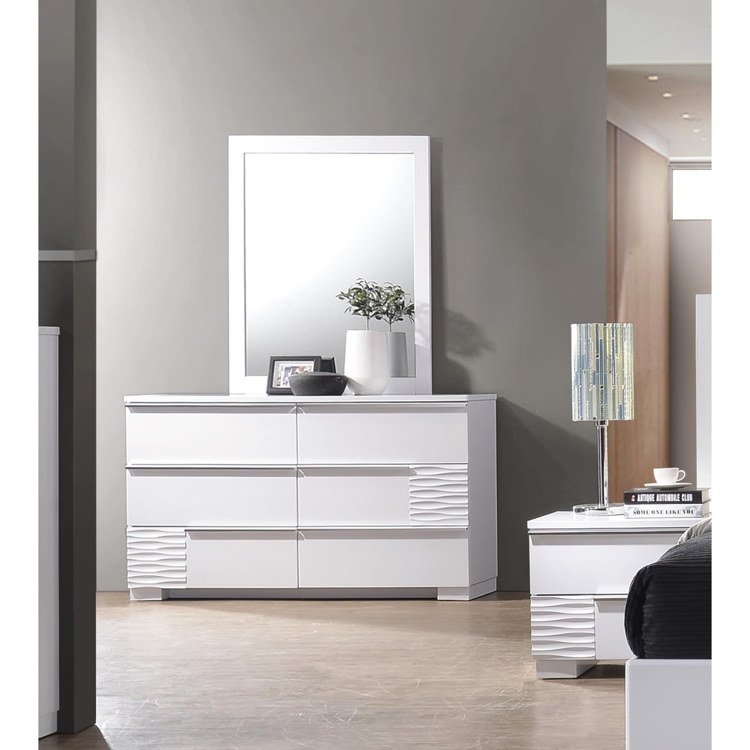 Best Master Furniture Athens White Dresser and Mirror - - 19507998 - Mycitystee