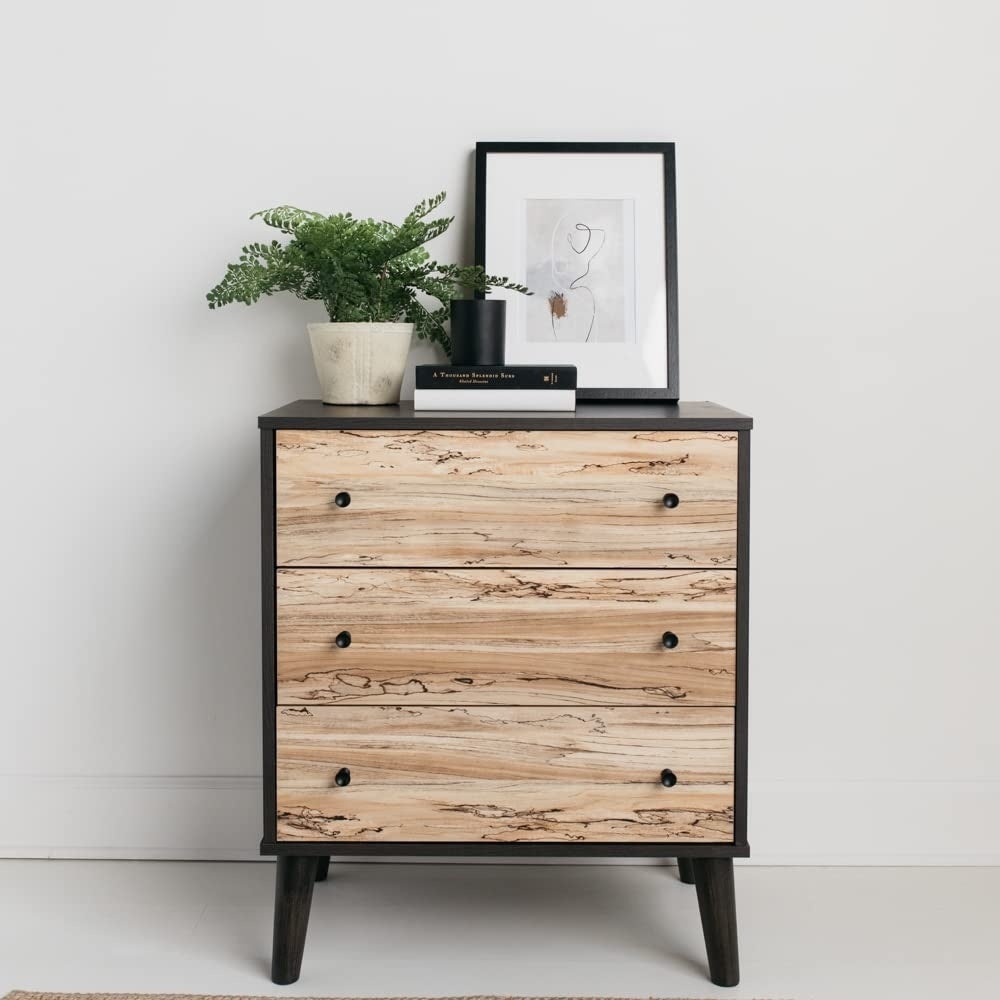 Signature Design by Ashley 3 Drawer Chest of Drawers (Black) - - 37458174 - Mycitystee