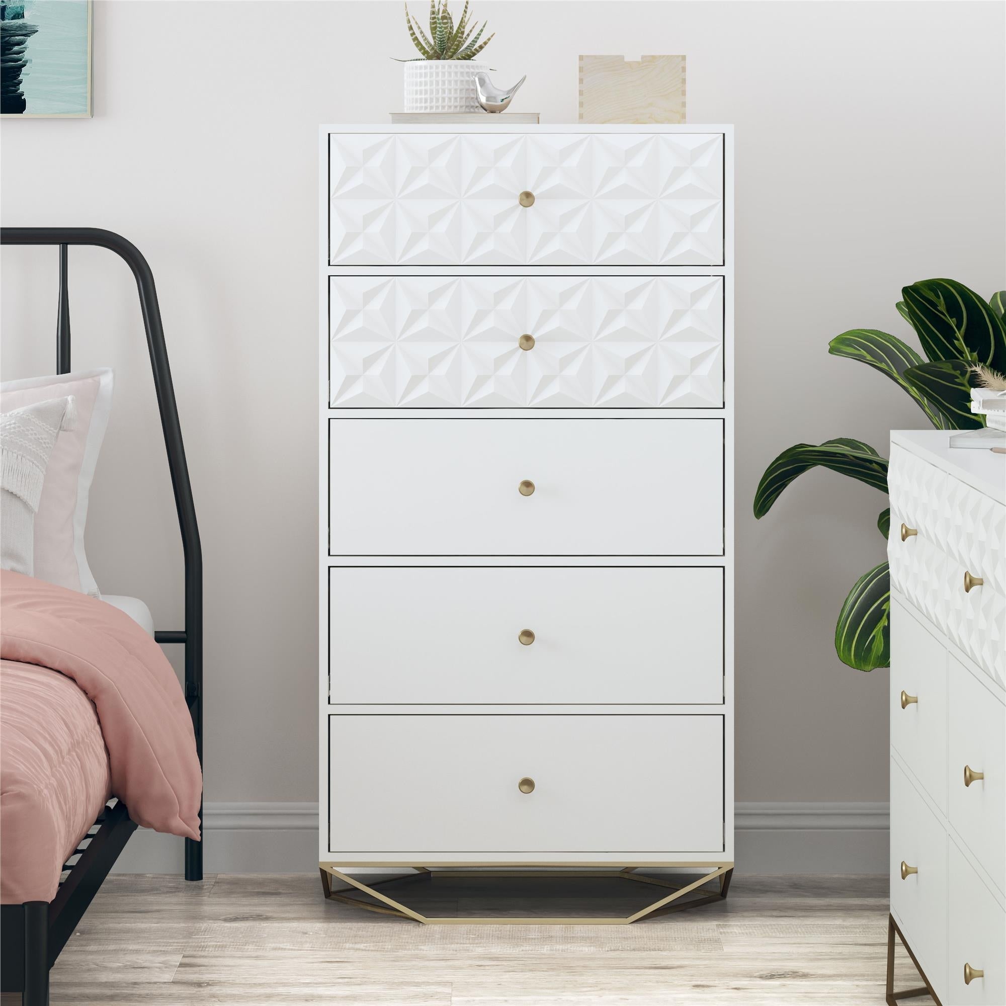 CosmoLiving by Cosmopolitan Blair 5 Drawer Dresser - - 35697254 - Mycitystee