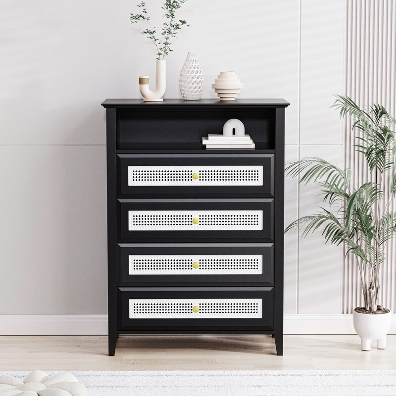 Retro Style 4-Drawer Dresser with Metal Handles， Chest of Drawers with Rattan Panels， Vintage Design Cabinet for Bedroom - - 37952493 - Mycitystee