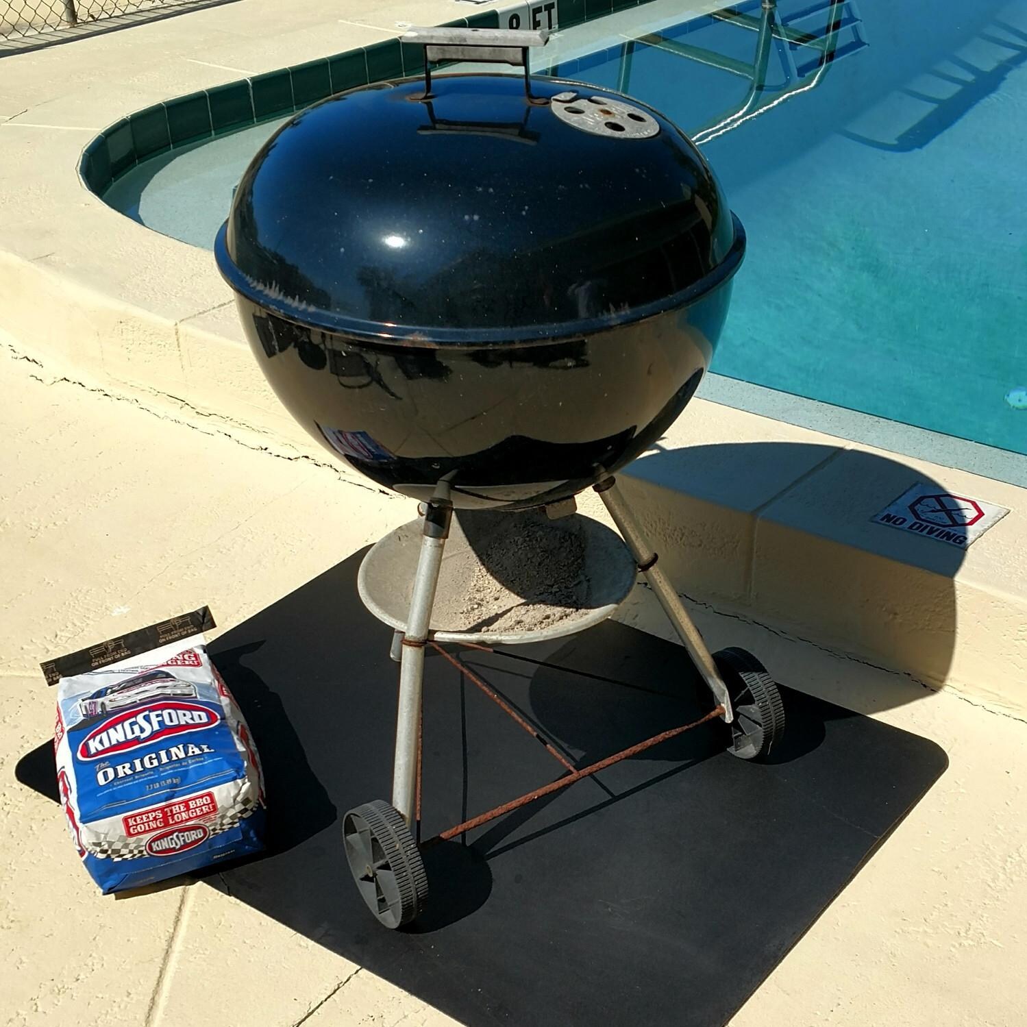Signature 42 X 30 Inch Rubber BBQ Grill Mat - Mycitystee