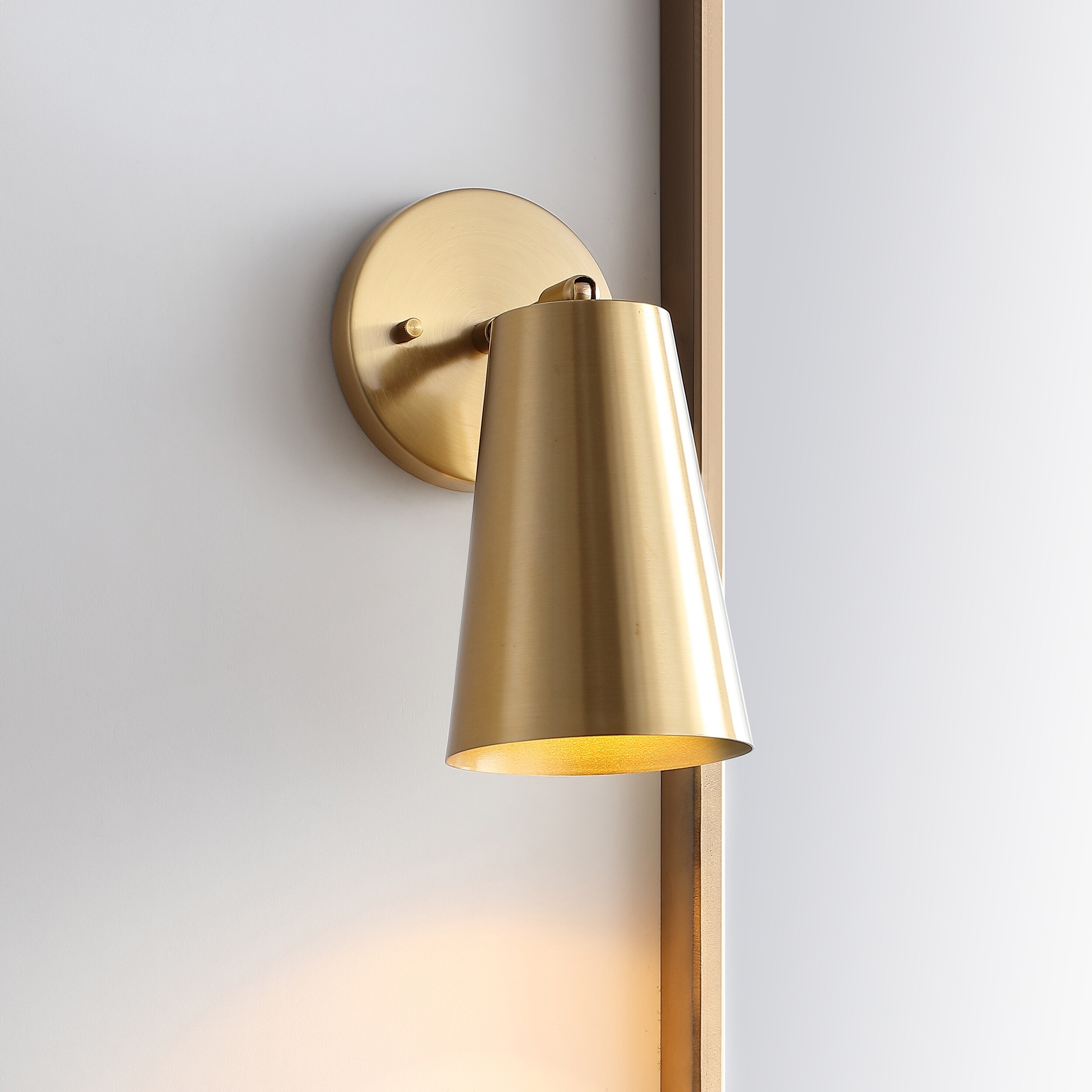 SAFAVIEH Lighting Leonardo LED Wall Sconce - 4.8