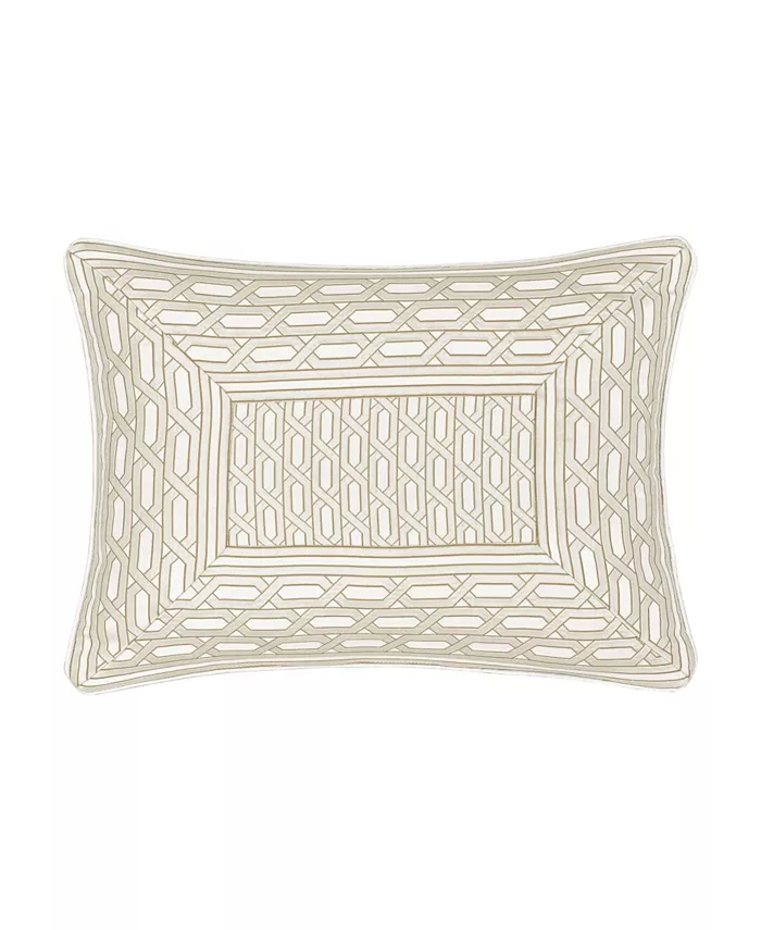 J Queen New York Metropolitan Boudoir Decorative Throw Pillow， 15