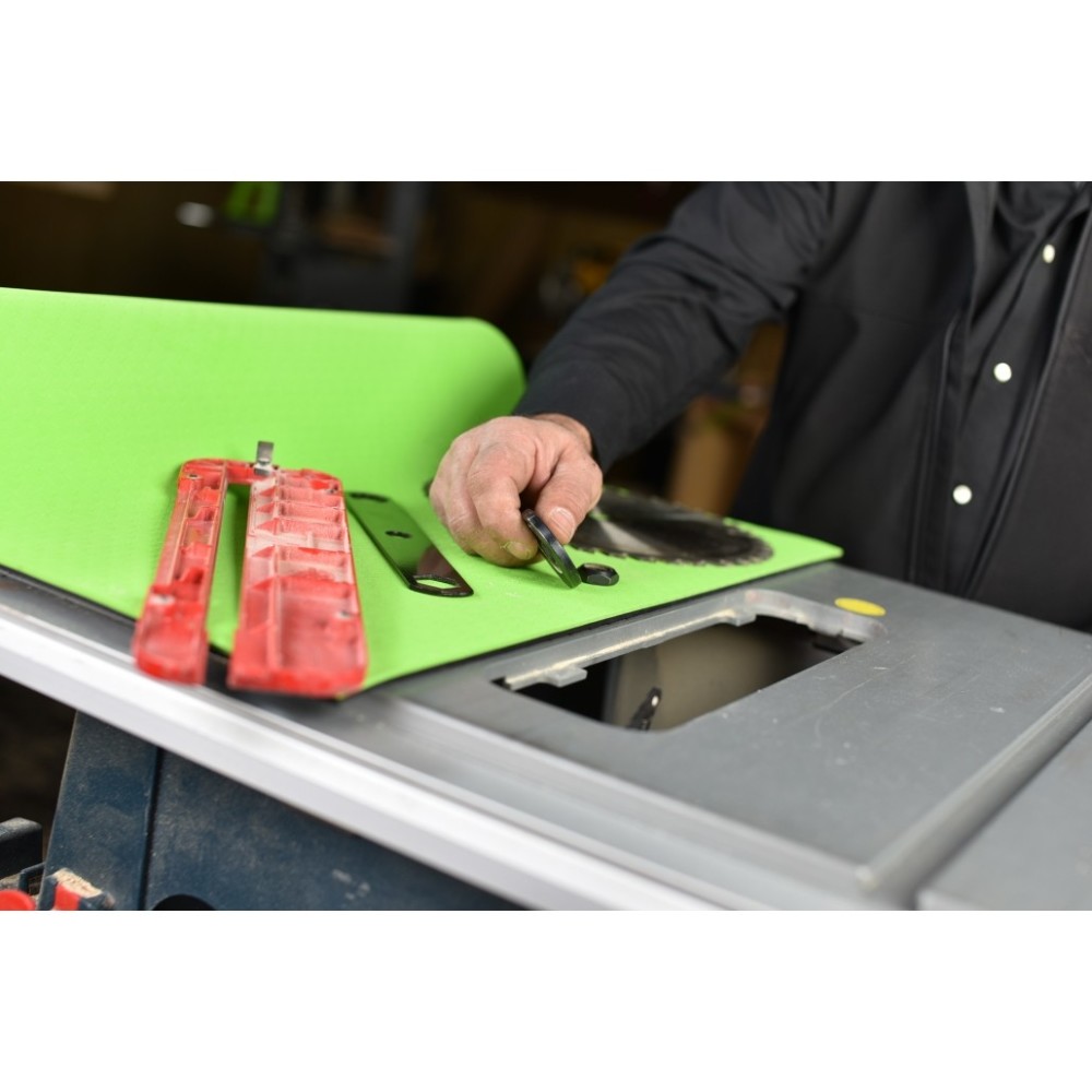 Bow 18 x 24 Workshop Bench Mat - Mycitystee