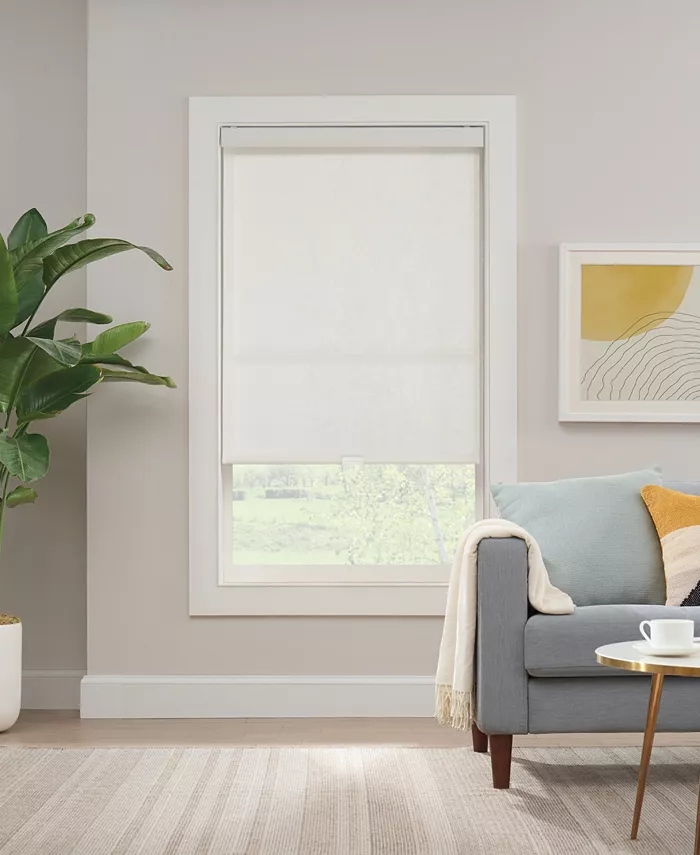 Eclipse Solar Cordless Light Filtering Privacy Roller Shade， 72