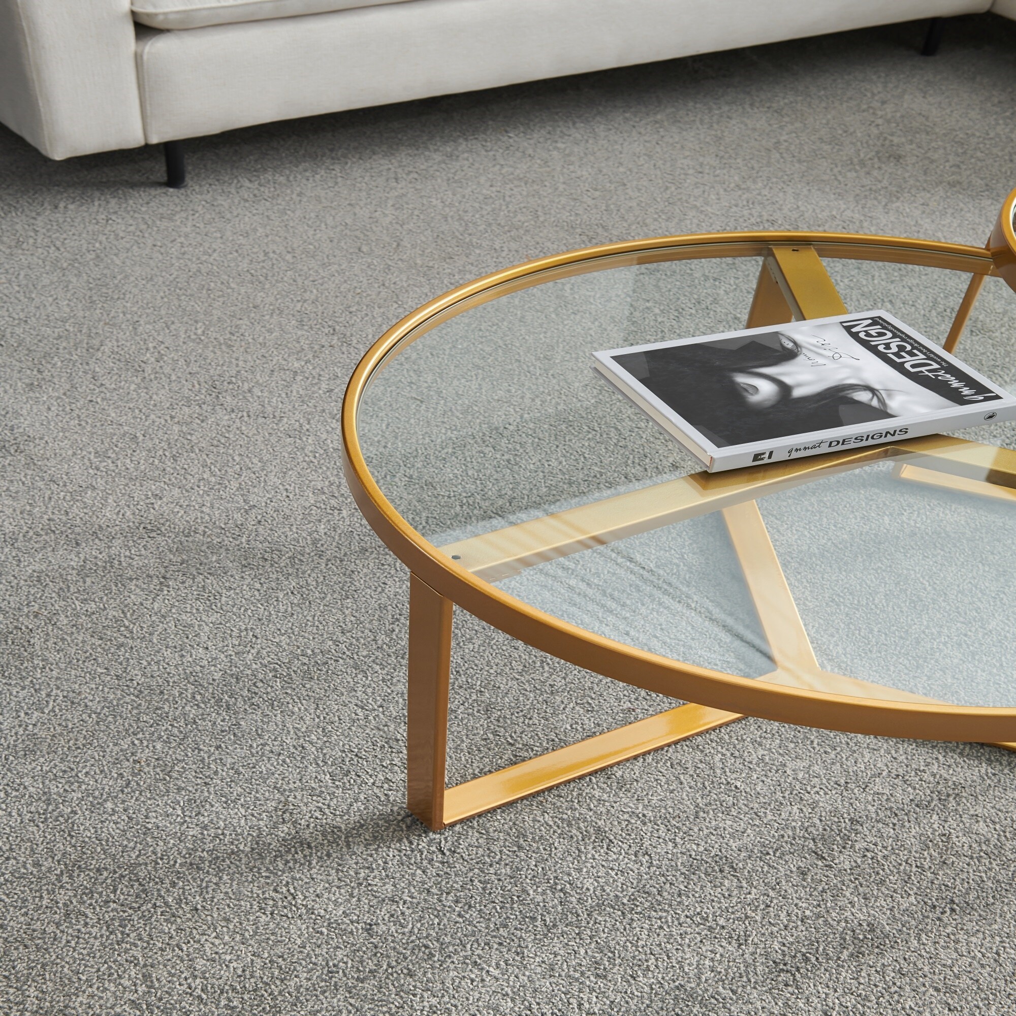Golden metal frame with round tempered glass tabletop coffee table - Mycitystee