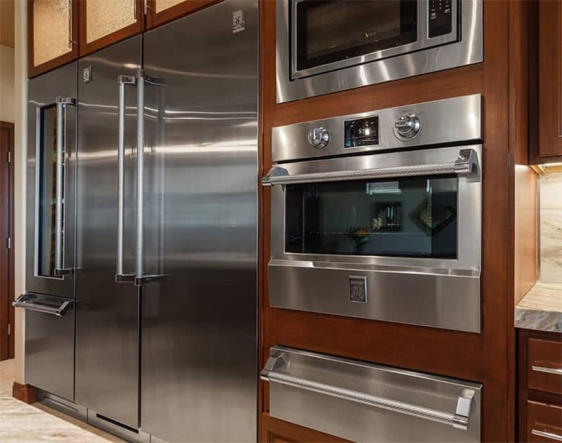 Hestan 30