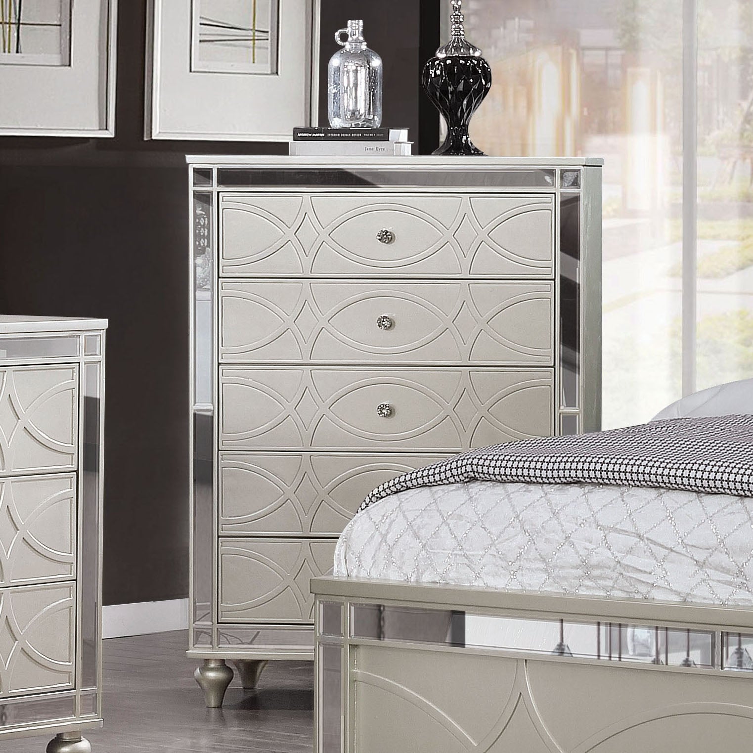 Silver Orchid Amann Traditional Silver 5-drawer Chest - - 28976964 - Mycitystee