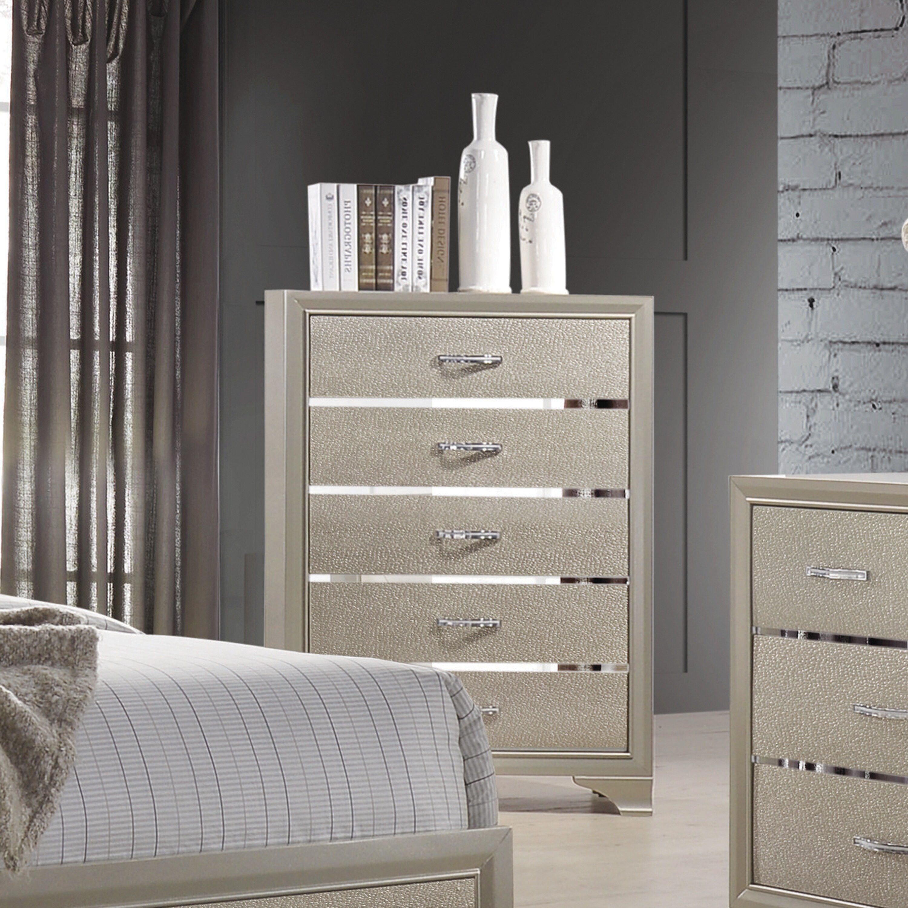 Coaster Furniture Beaumont Champagne 5-drawer Rectangular Chest - - 20875310 - Mycitystee