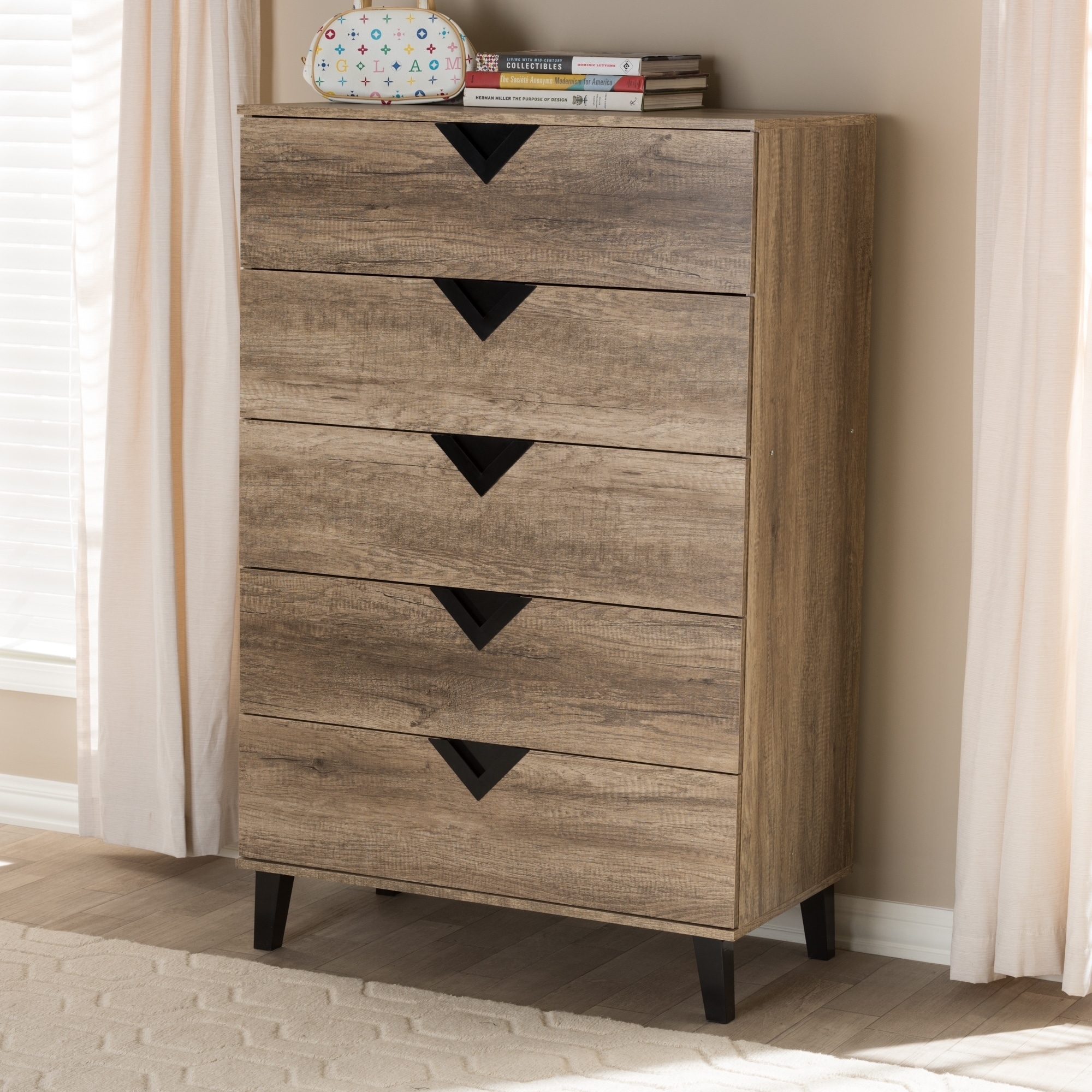 Carson Carrington Dragor Contemporary 5-drawer Chest - - 21895391 - Mycitystee