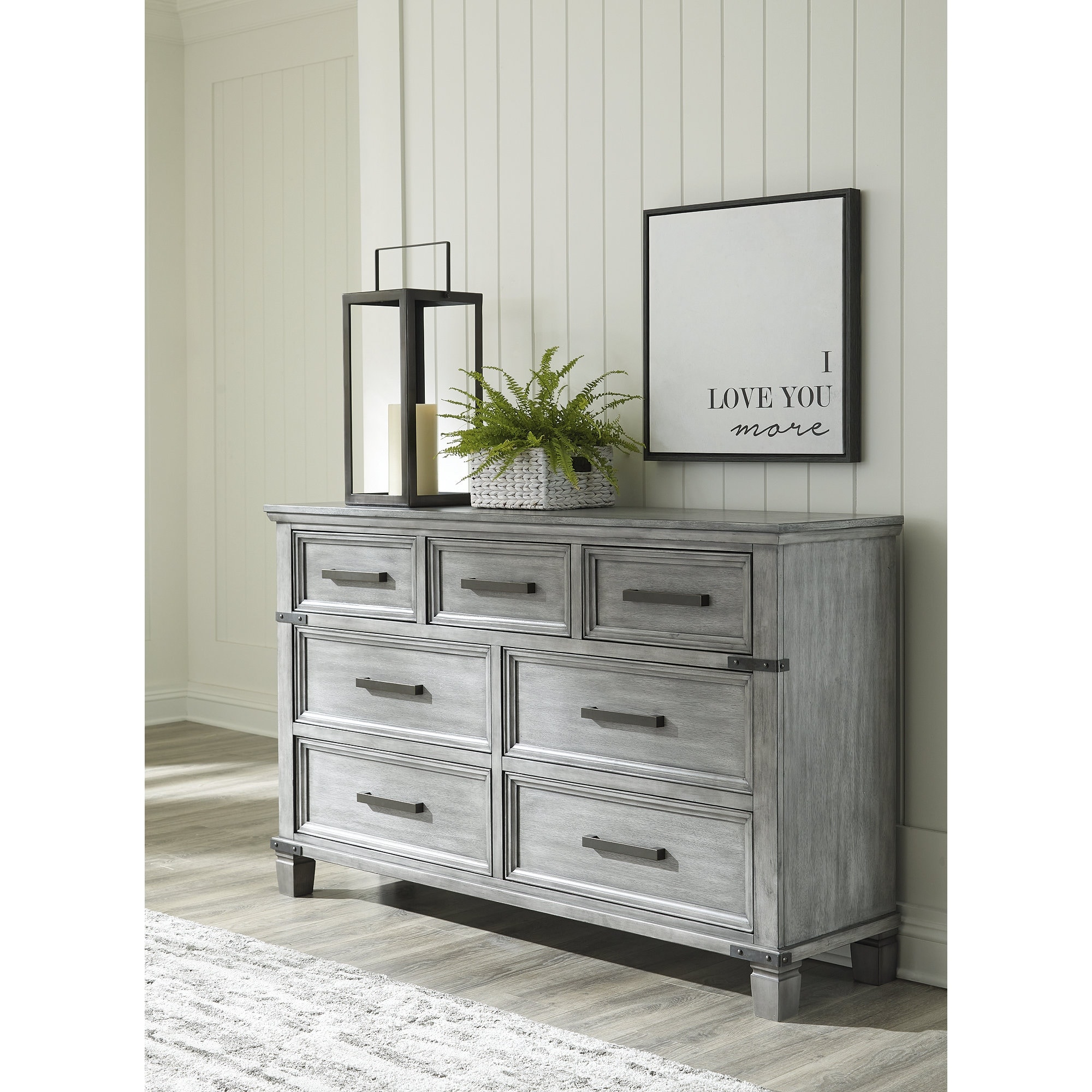 Russelyn Dresser - - 35890611 - Mycitystee