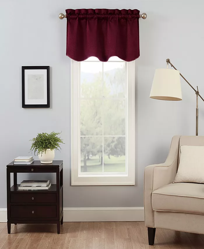 Eclipse Canova Blackout Valance， 42