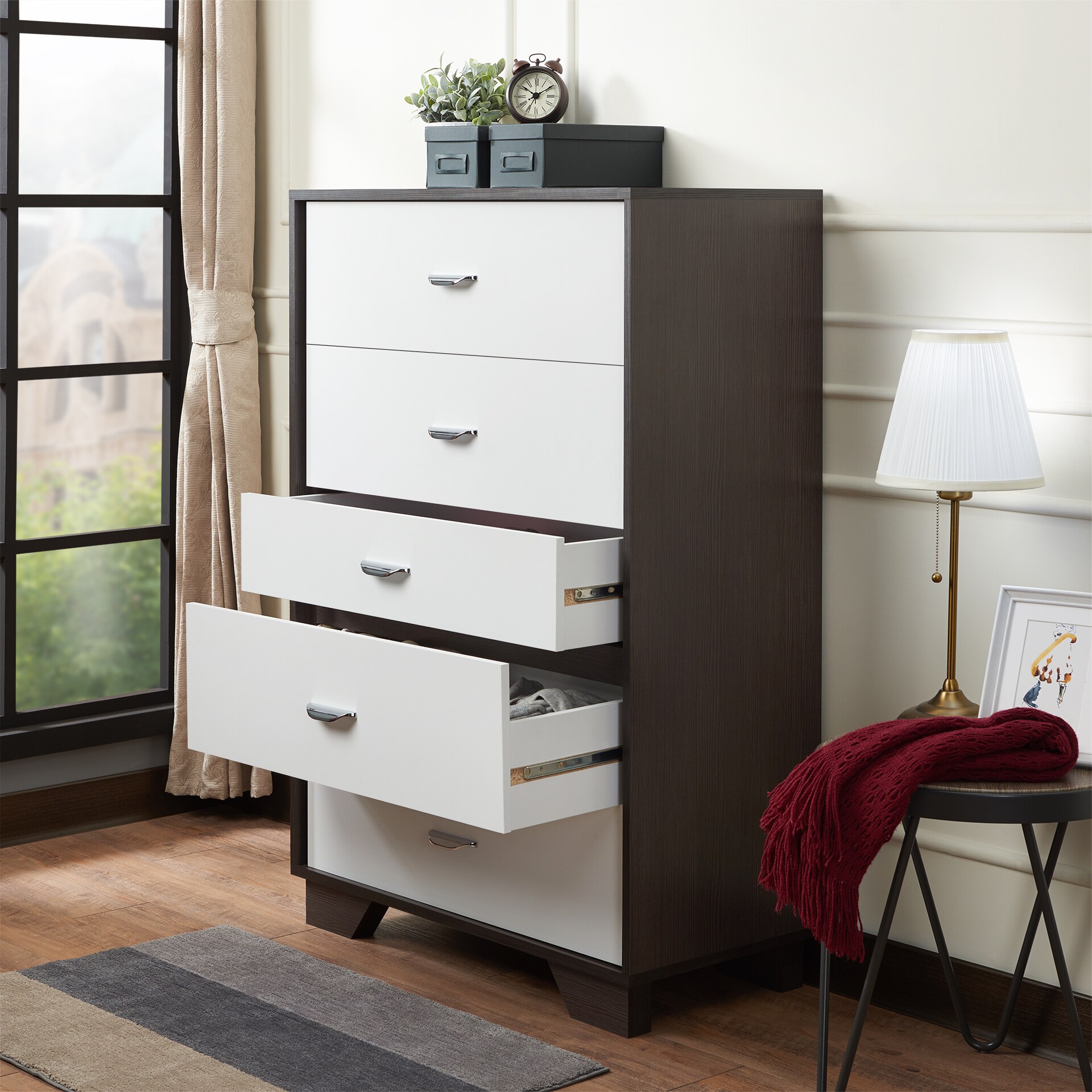 Carson Carrington Hobro White/Espresso 5-drawer Chest - - 21895320 - Mycitystee