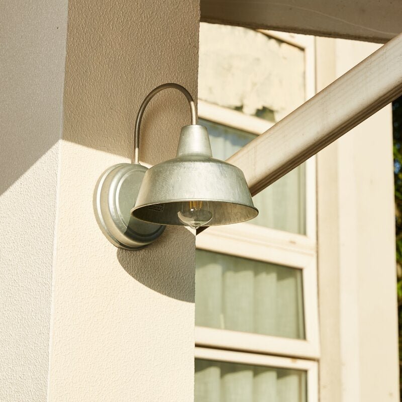 1-Light Outdoor Barn Light With Galvanized finish - 8.35