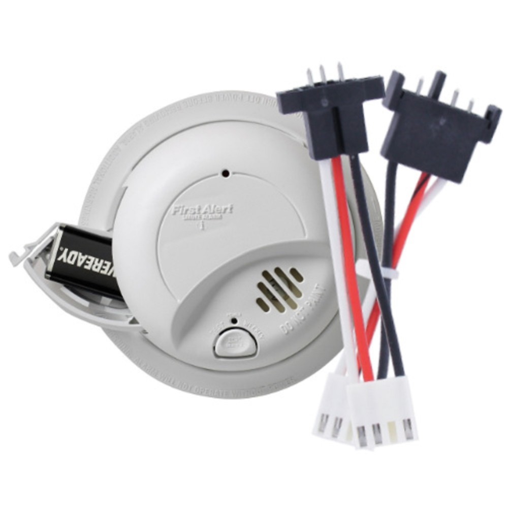 First Alert Hardwired 120-Volt AC Smoke Alarm with Adapter Plugs - Mycitystee