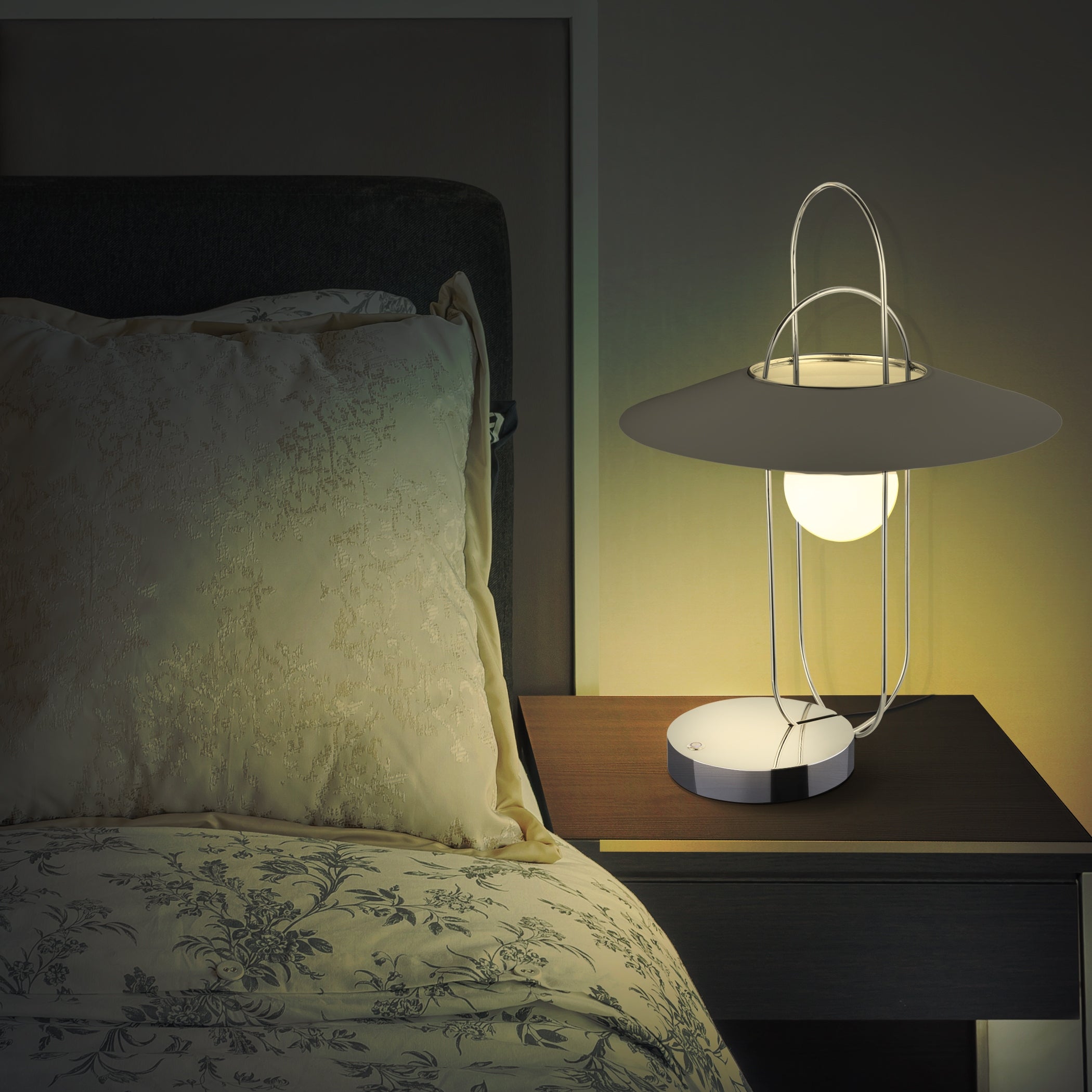VONN Lighting Lyra 24-inch ETL Certified Integrated LED Table Lamp - 18