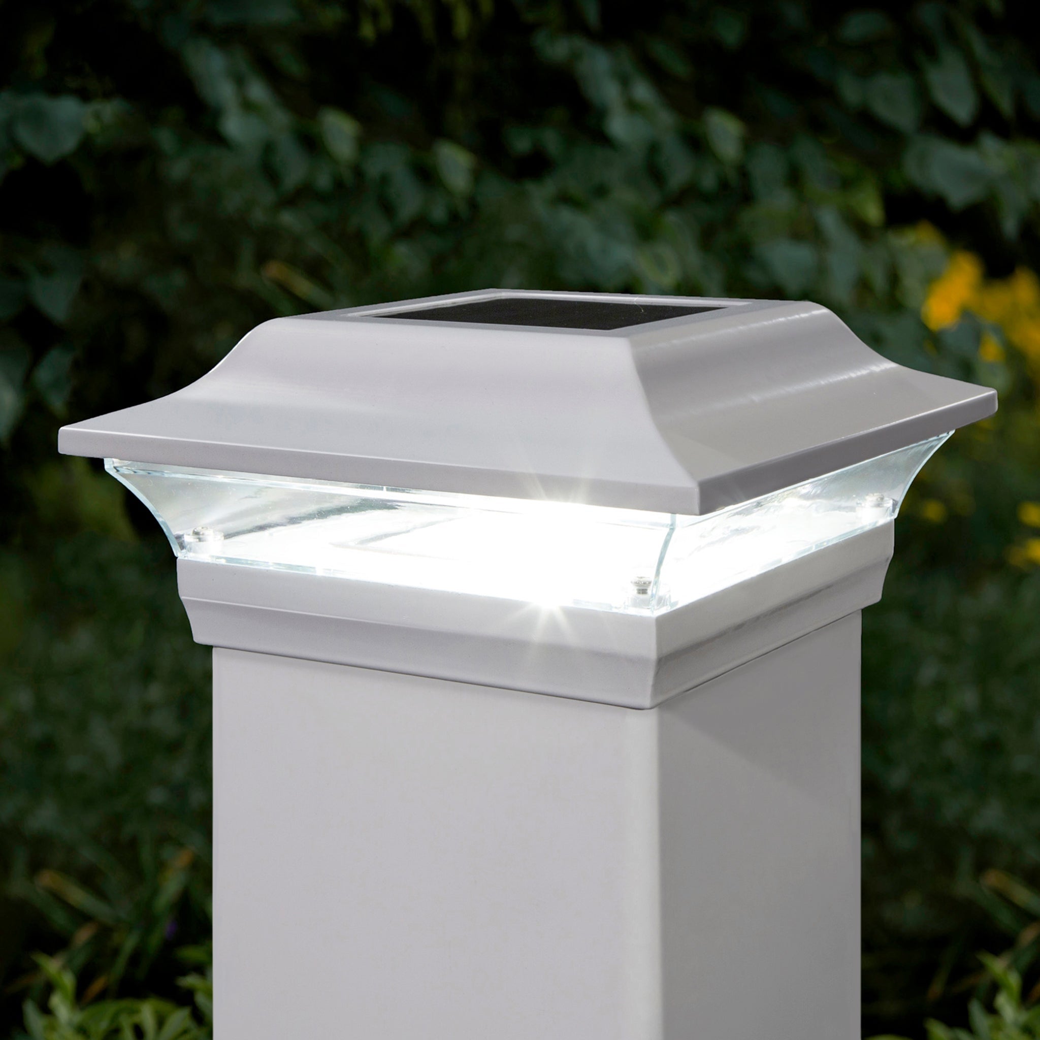 Classy Caps 5x5 White Aluminum Imperial Solar Post Cap (Set of 2) - Mycitystee