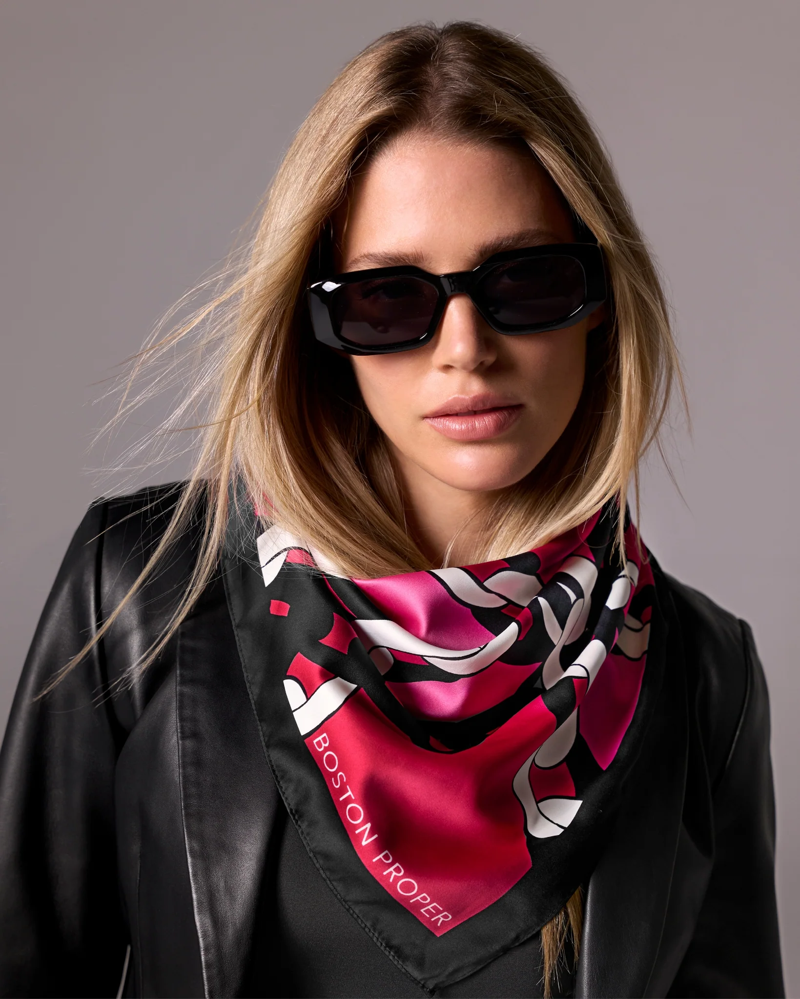 Boston Proper Chain Scarf Pink/Black - Mycitystee