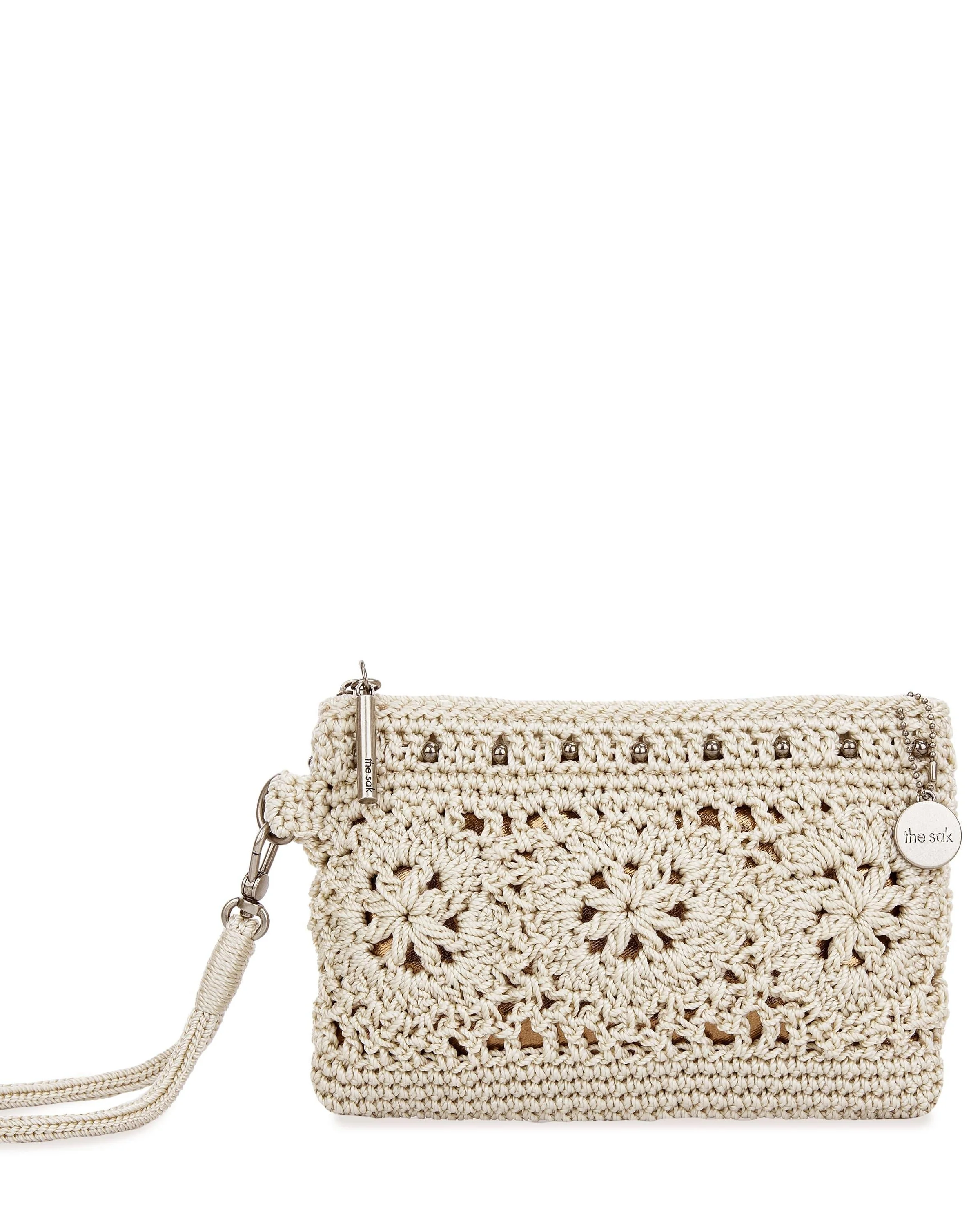 Vita Wristlet - Hand Crochet - Natural Medallion - Mycitystee